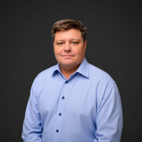 headshot of sean mulready